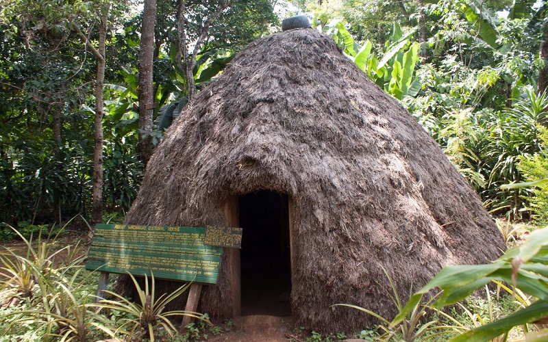 1 day marangu chagga caves tour in tanzania